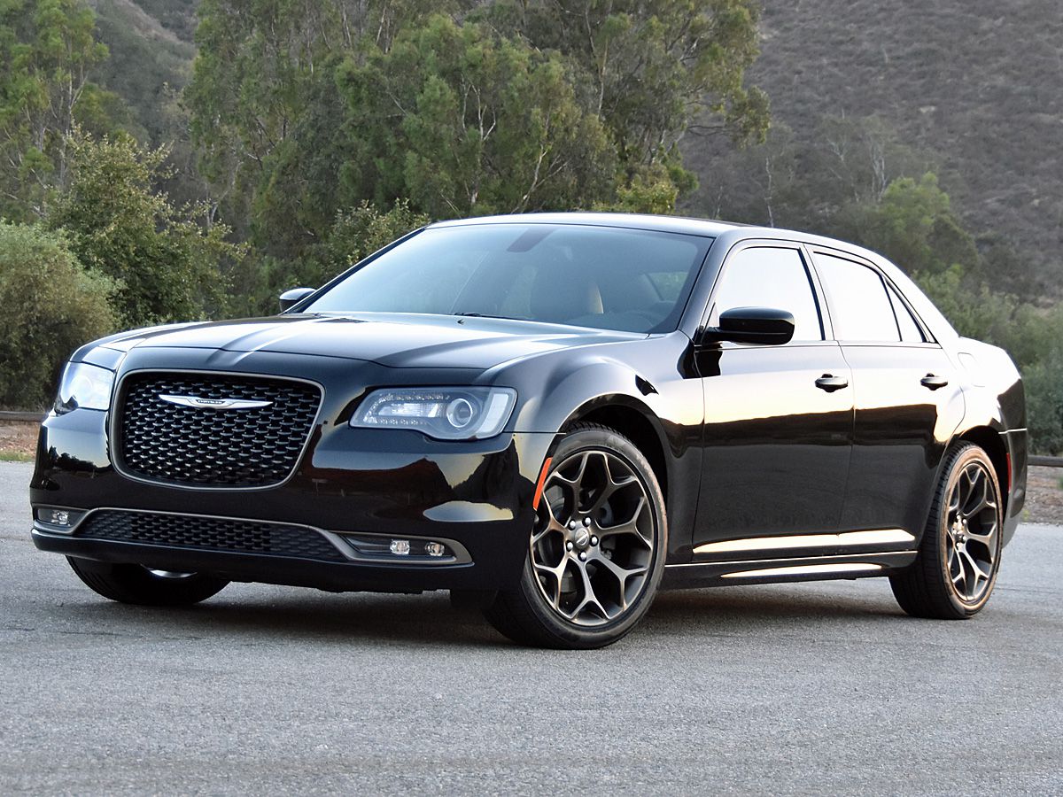 Short Report: The 2016 Chrysler 300S Alloy Edition defines affordable  badassery – New York Daily News