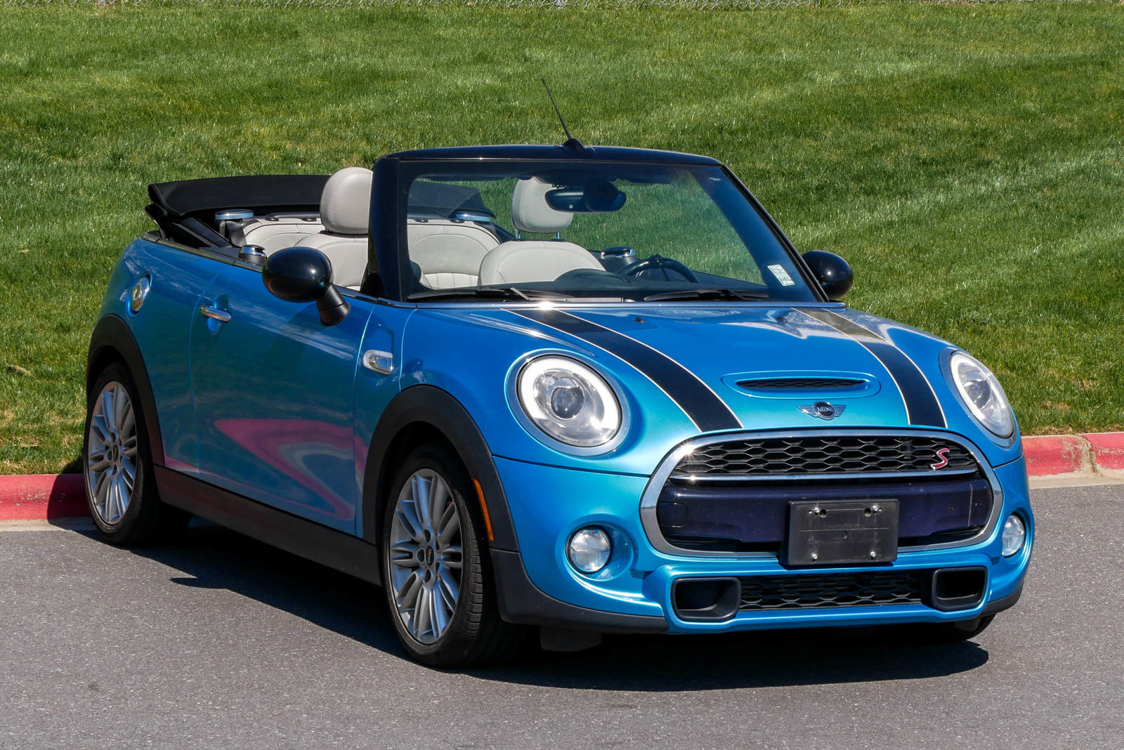 Pre-Owned 2017 MINI Convertible Cooper S Convertible in Merriam #QM231A |  Hendrick Chevrolet Shawnee Mission