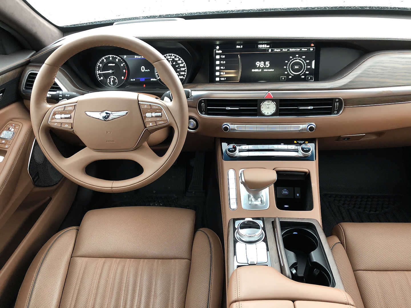 2021 Genesis G90 5.0 Prestige AWD Review: The Return Of True Comfort -  Motor Illustrated
