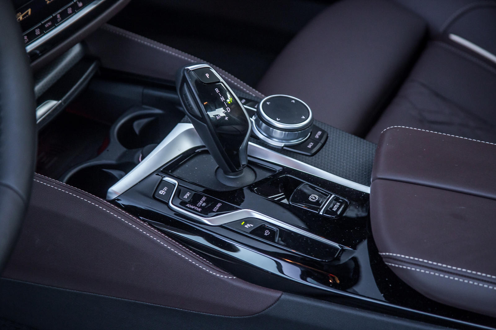 2023 BMW 5 Series Sedan Interior Dimensions: Seating, Cargo Space & Trunk  Size - Photos | CarBuzz