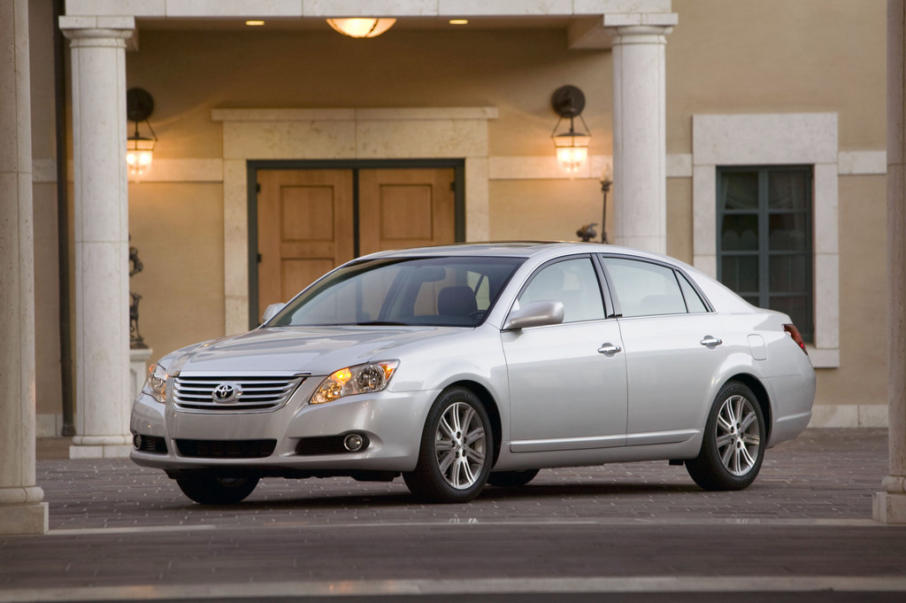 2009 Toyota Avalon Review, Ratings, Specs, Prices, and Photos - The Car  Connection