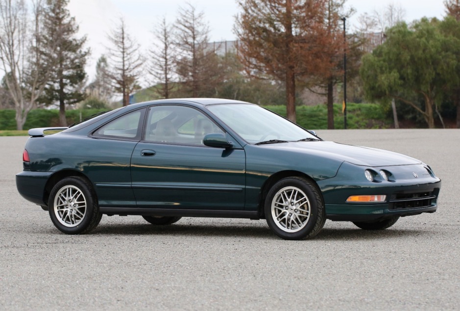 No Reserve: 1997 Acura Integra GS-R for sale on BaT Auctions - sold for  $9,260 on February 24, 2017 (Lot #3,317) | Bring a Trailer