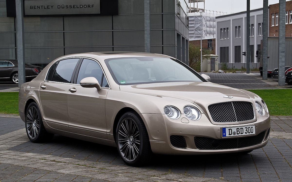 File:Bentley Continental Flying Spur Speed – Frontansicht (2), 5. April 2012,  Düsseldorf.jpg - Wikimedia Commons