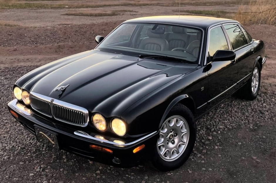 No Reserve: 37k-Mile 2002 Jaguar XJ8 for sale on BaT Auctions - sold for  $15,500 on April 14, 2022 (Lot #70,629) | Bring a Trailer