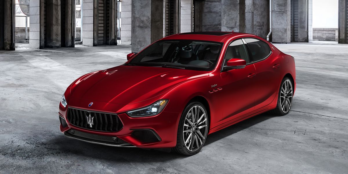 2022 Maserati Ghibli Review, Pricing, and Specs