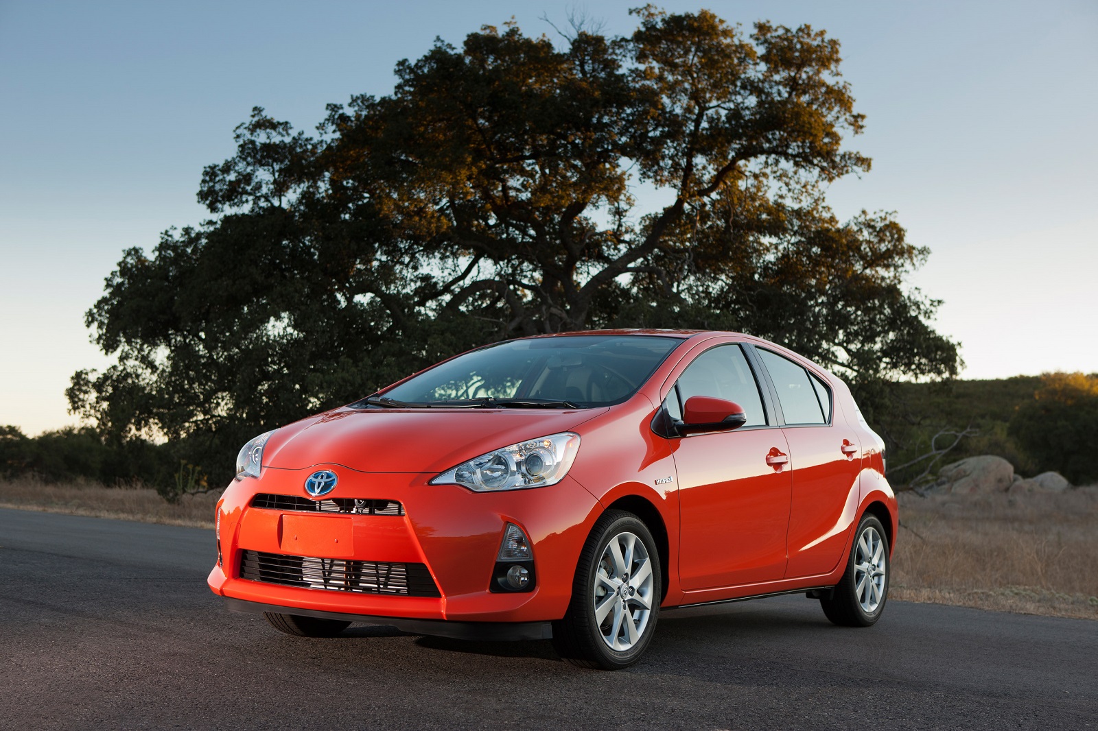 2014 Toyota Prius C Review, Ratings, Specs, Prices, and Photos - The Car  Connection
