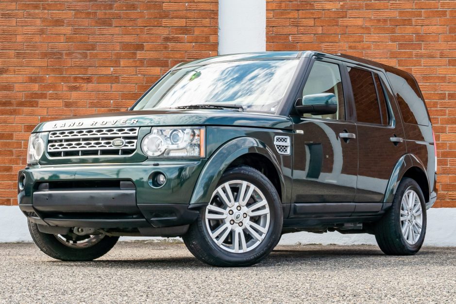 No Reserve: 26k-Mile 2011 Land Rover LR4 HSE Luxury for sale on BaT  Auctions - sold for $38,000 on August 27, 2022 (Lot #82,715) | Bring a  Trailer