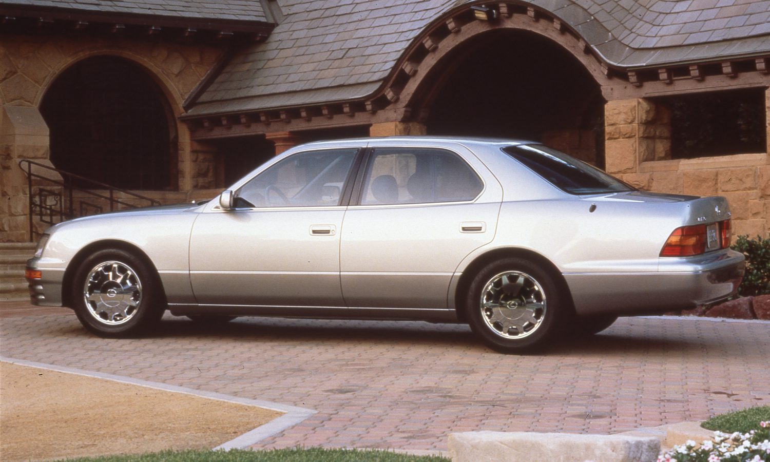 1997 Lexus LS 400 002 - Lexus USA Newsroom