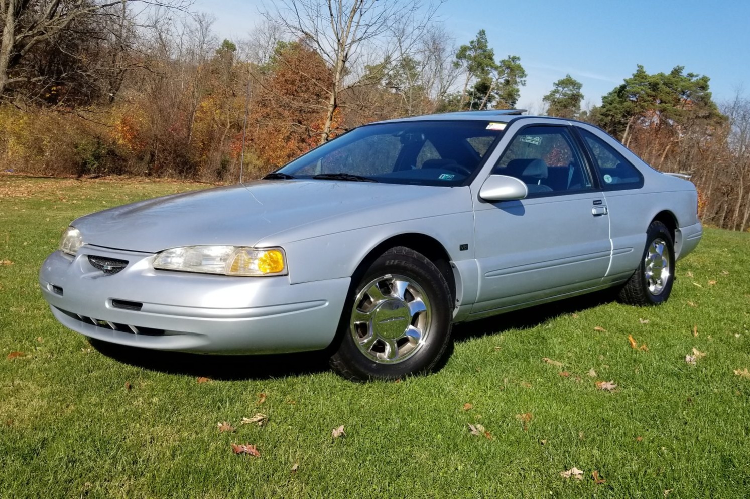 No Reserve: 1997 Ford Thunderbird LX Coupe for sale on BaT Auctions - sold  for $4,500 on December 22, 2020 (Lot #40,824) | Bring a Trailer