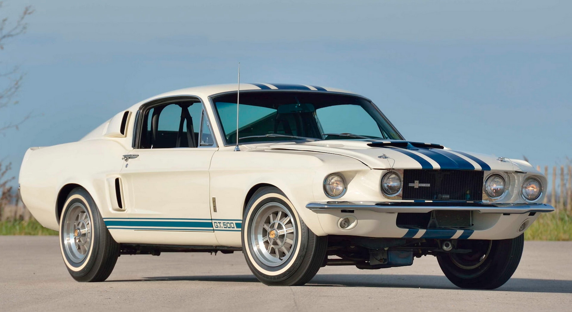 1967 Shelby GT500 Super Snake sells for $2.2M, making it world's most  expensive Mustang