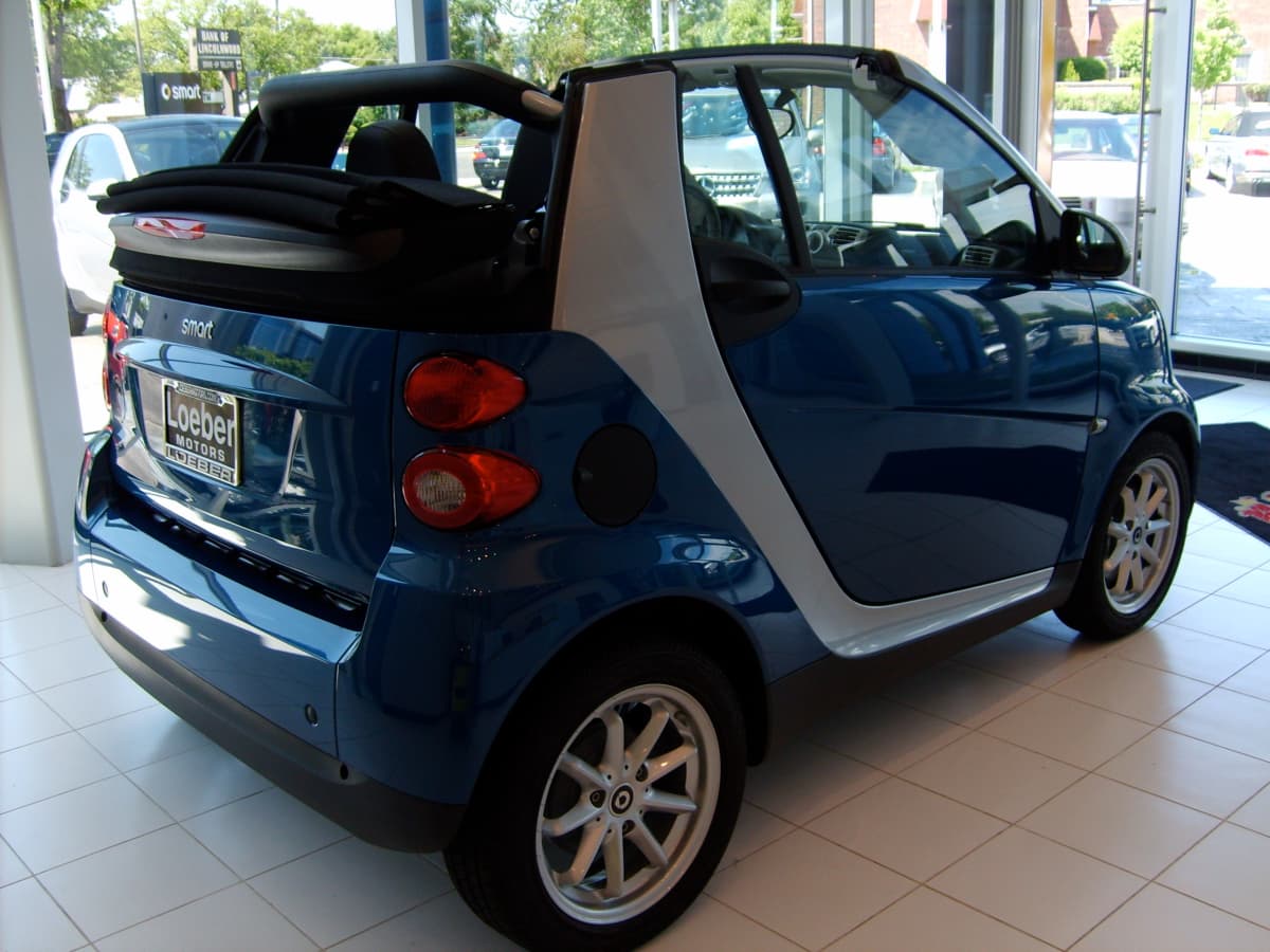 Quick Guide to Smart Car MPG, Safety, Speed, and More - AxleAddict