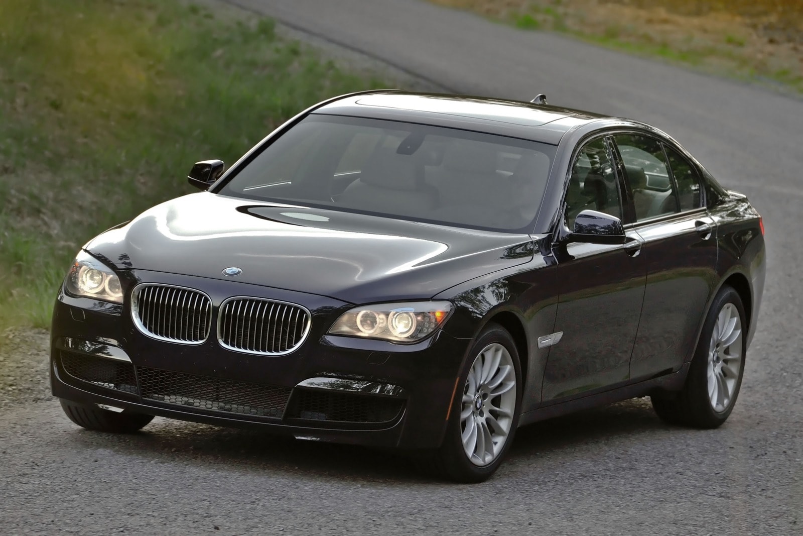 2011 BMW 7 Series Review & Ratings | Edmunds