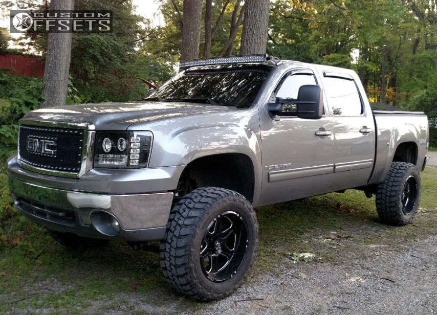 2008 GMC Sierra 1500 with 20x10 -19 Hostile Havoc and 35/12.5R20 Federal  Couragia Mt and Suspension Lift 8" | Custom Offsets
