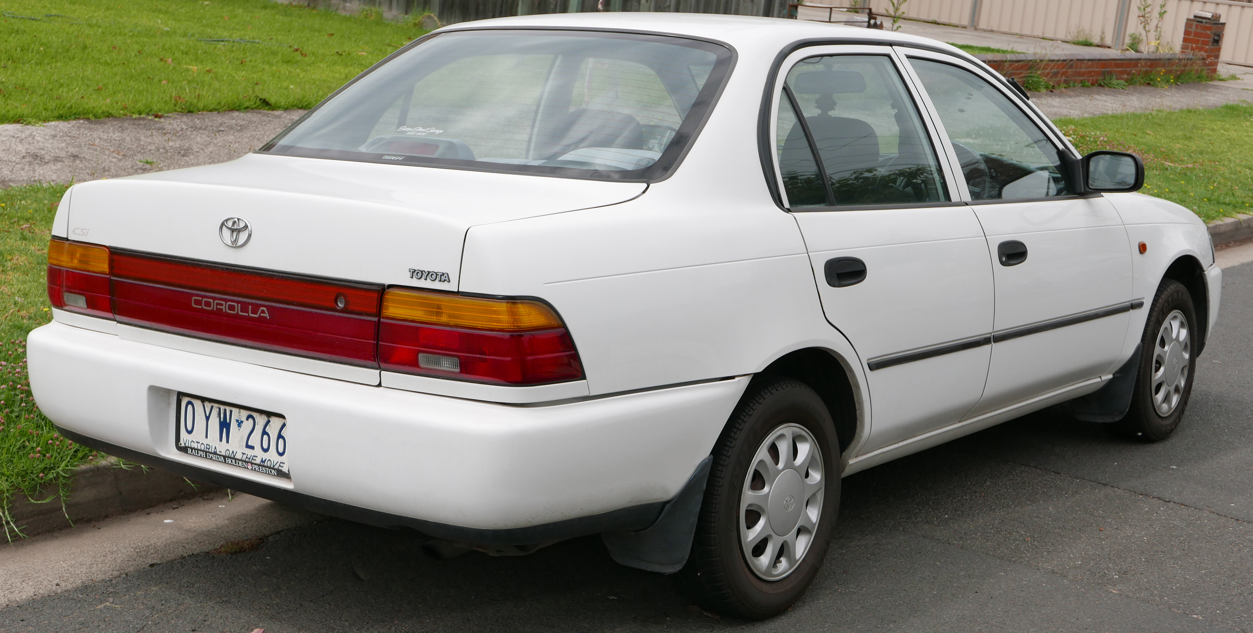 File:1998 Toyota Corolla (AE101R) CSi sedan (2016-01-04) 02 (cropped).jpg -  Wikimedia Commons