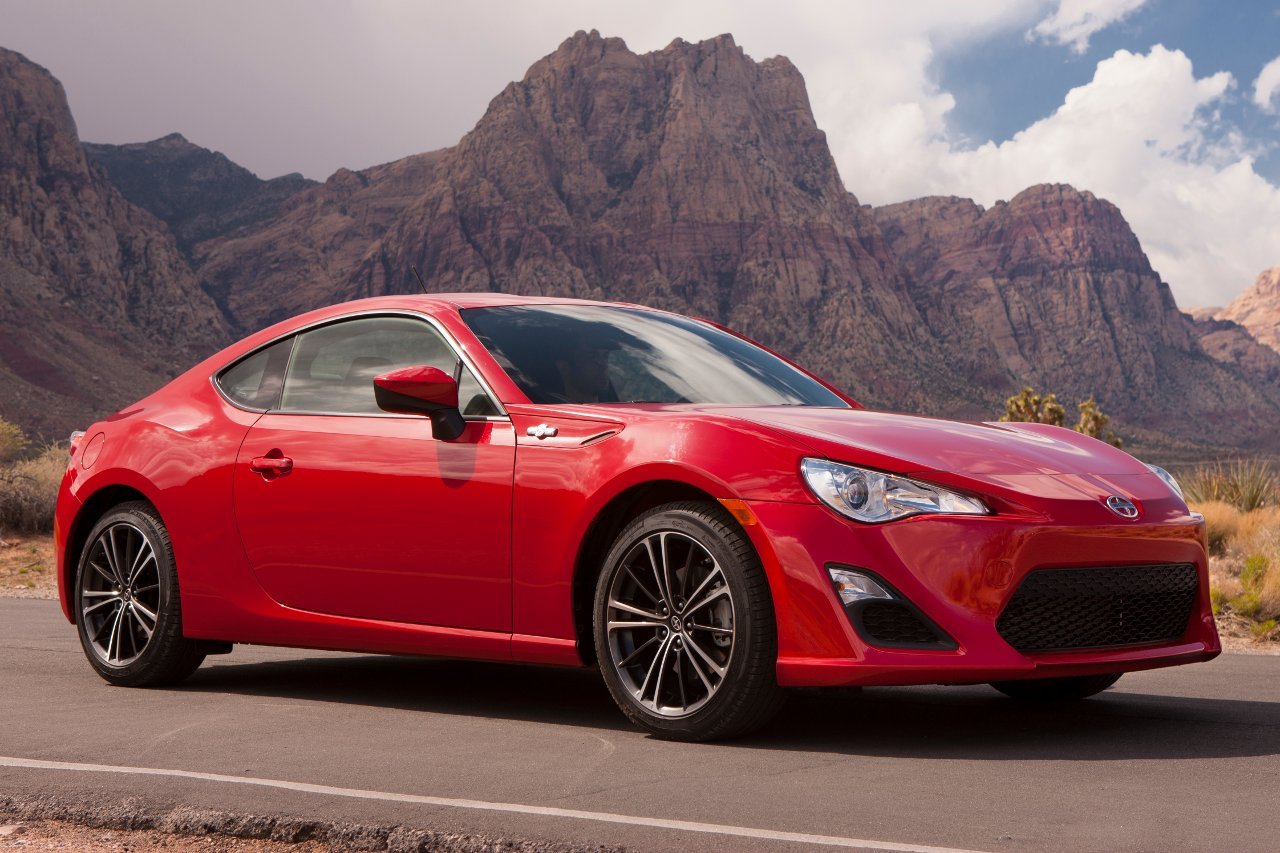 New Styling Breathes Life Into the 2013 Scion FR-S - Hesser Toyota