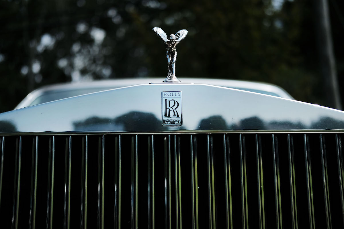 Prized Gold-Plated Rolls-Royce Remains One of the World's Most Expensive  Royal Cars