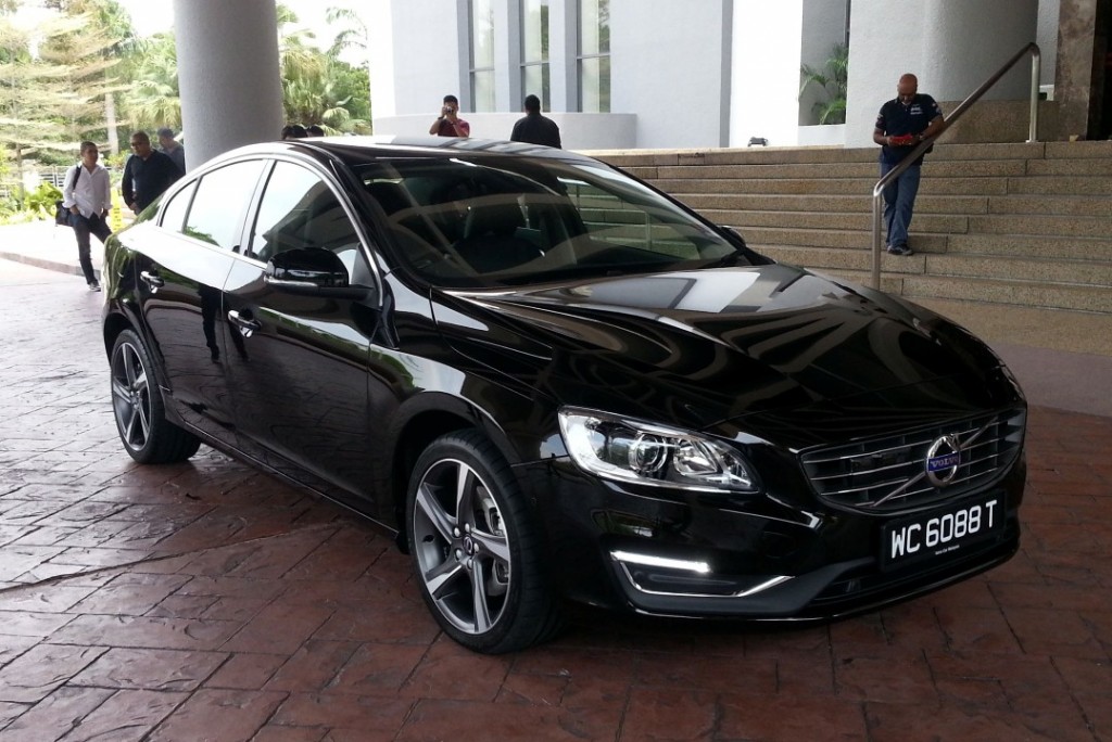 Revised and more powerful Volvo S60 arrives | CarSifu