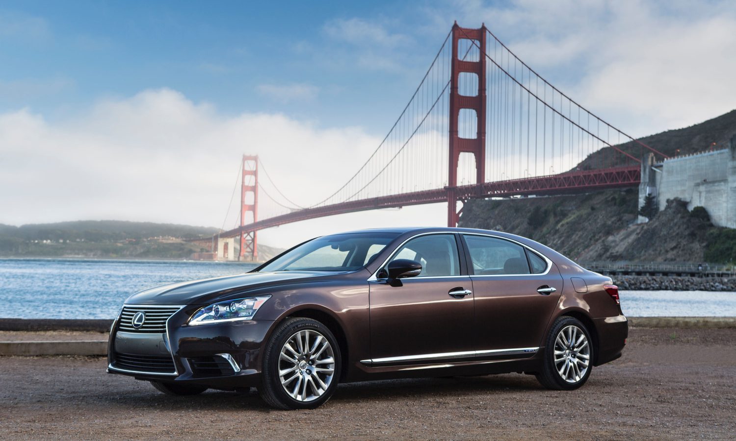 2016 Lexus LS Luxury Flagship Beckons with Indulgent Features, Polished  Style, and Smooth Acceleration - Lexus USA Newsroom