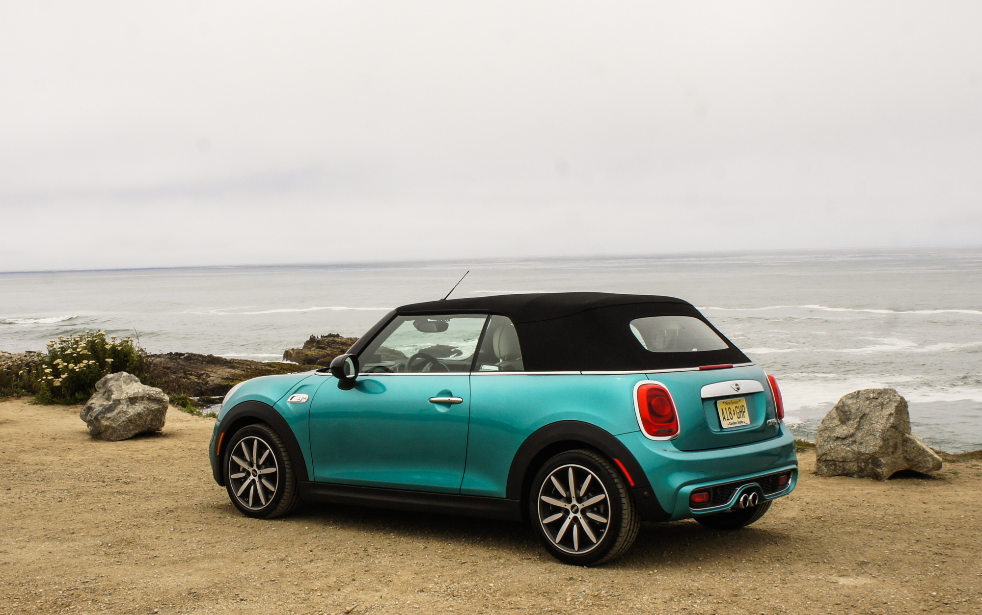 2017 Mini Cooper Convertible review: The new Mini convertible is fun, and  forgivably flawed - CNET