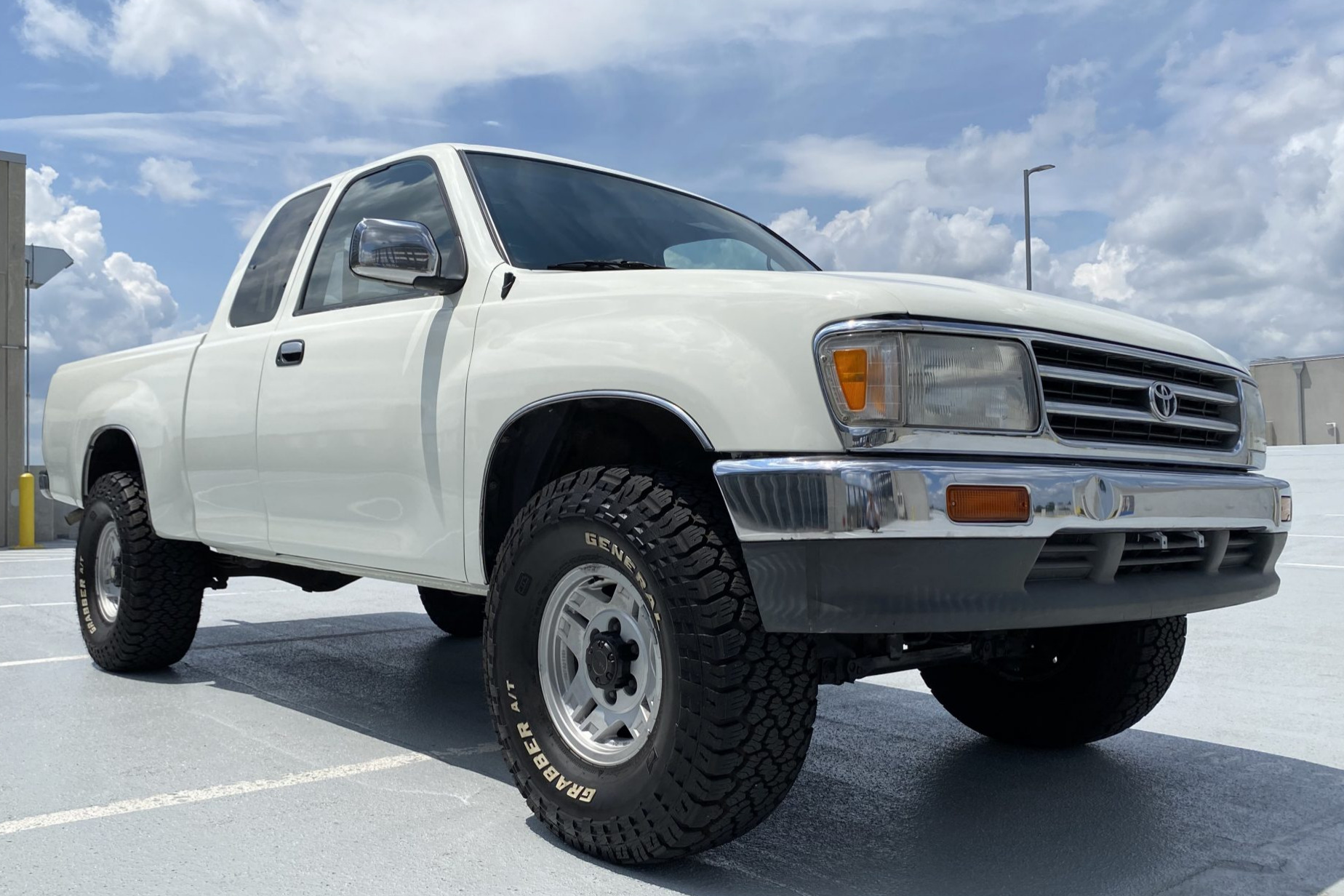 No Reserve: 1995 Toyota T100 Xtracab SR5 4x4 5-Speed for sale on BaT  Auctions - sold for $15,200 on February 26, 2022 (Lot #66,740) | Bring a  Trailer