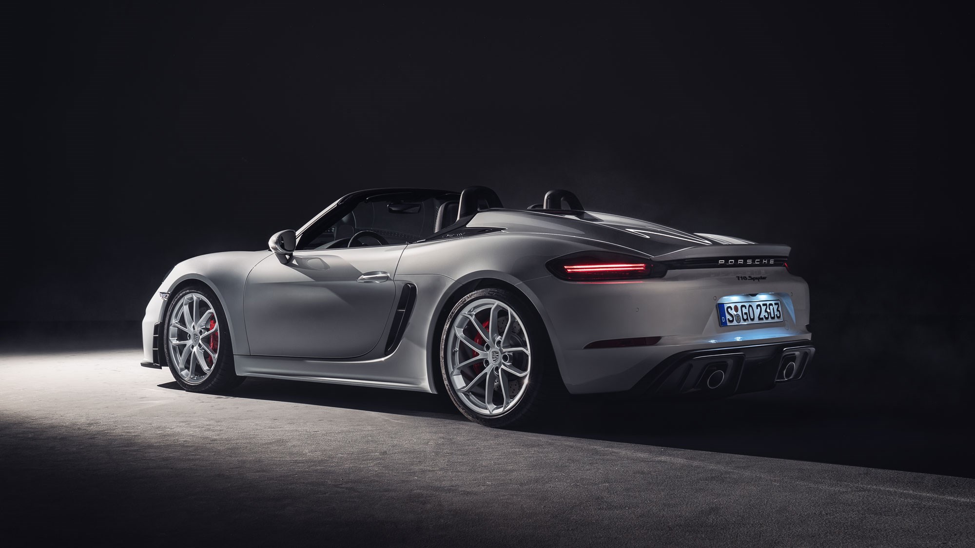 New Porsche 718 Spyder: now a GT4 without the roof | CAR Magazine