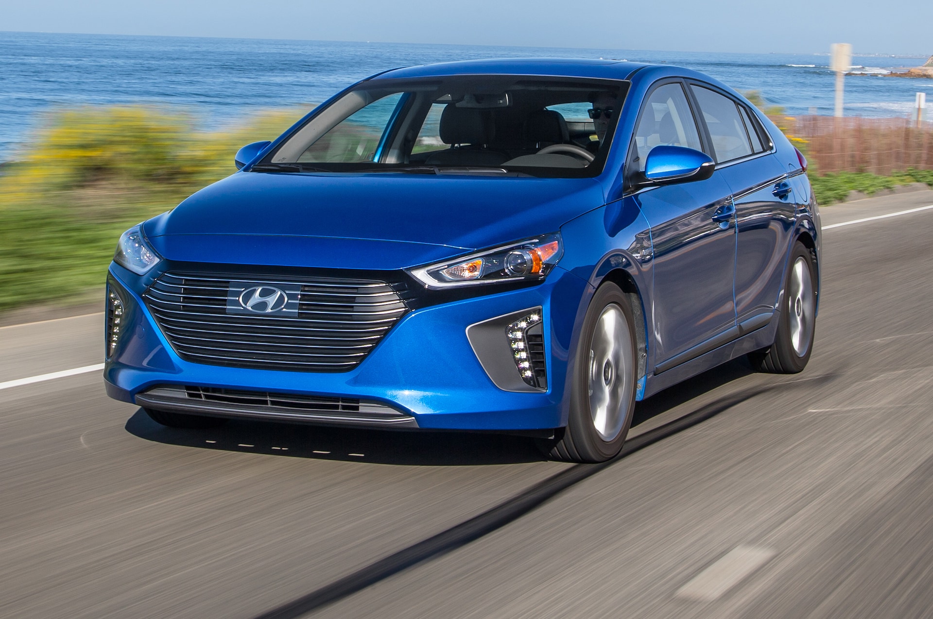 2017 Hyundai Ioniq Hybrid and EV First Test