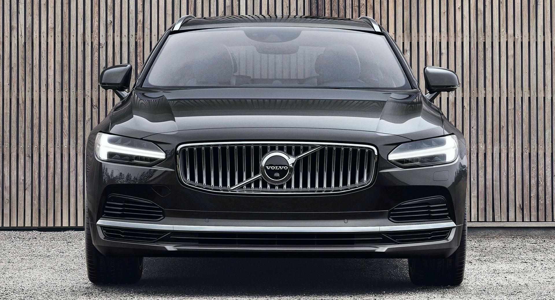 There's A Facelift Hidden Somewhere On The 2021 Volvo S90 And V90 |  Carscoops