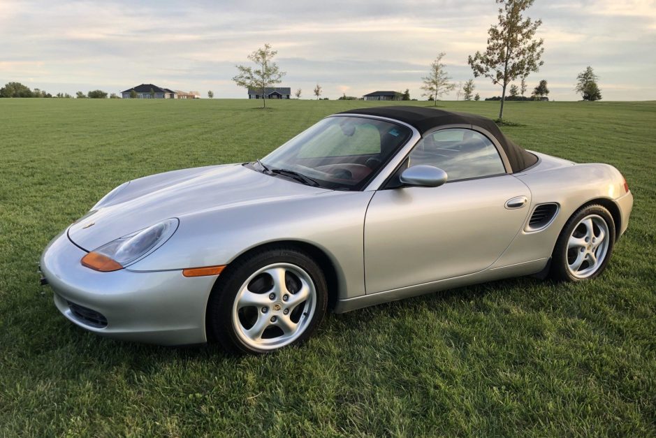 27k-Mile 1998 Porsche Boxster for sale on BaT Auctions - sold for $15,000  on October 29, 2019 (Lot #24,515) | Bring a Trailer