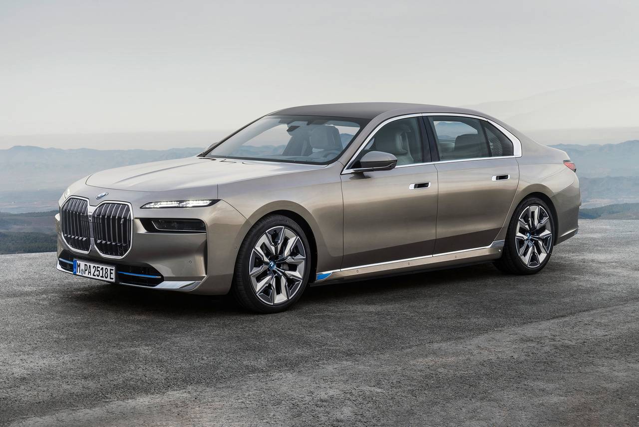 2023 BMW i7 Prices, Reviews, and Pictures | Edmunds