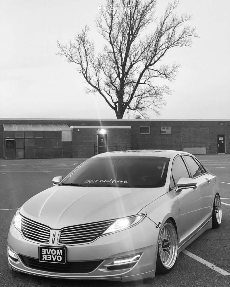 2016 Lincoln MKZ with 18x9 35 Vors Vr8 and 215/40R18 Federal SS595 and  Coilovers | Custom Offsets