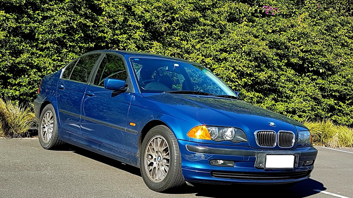 2001 BMW 325i: owner review - Drive