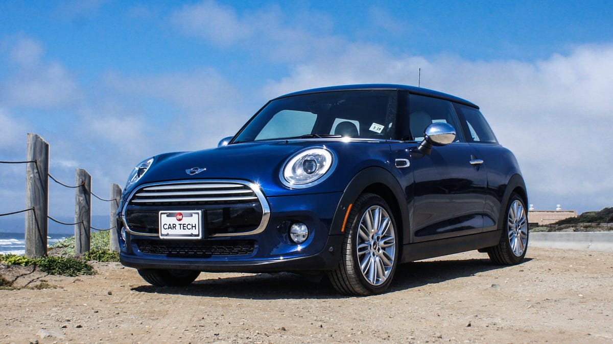 2014 Mini Cooper Hardtop review: Mini Cooper Hardtop: Beefed up, powered up  - CNET