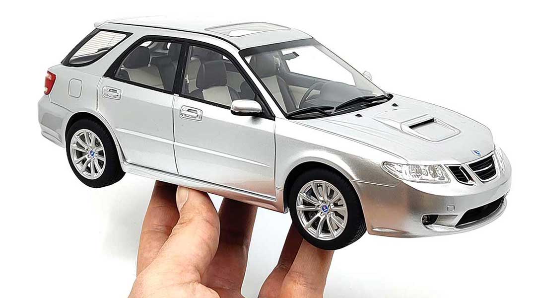 Saab 9-2X | Scale Model Car 1 18 | DNA Collectibles