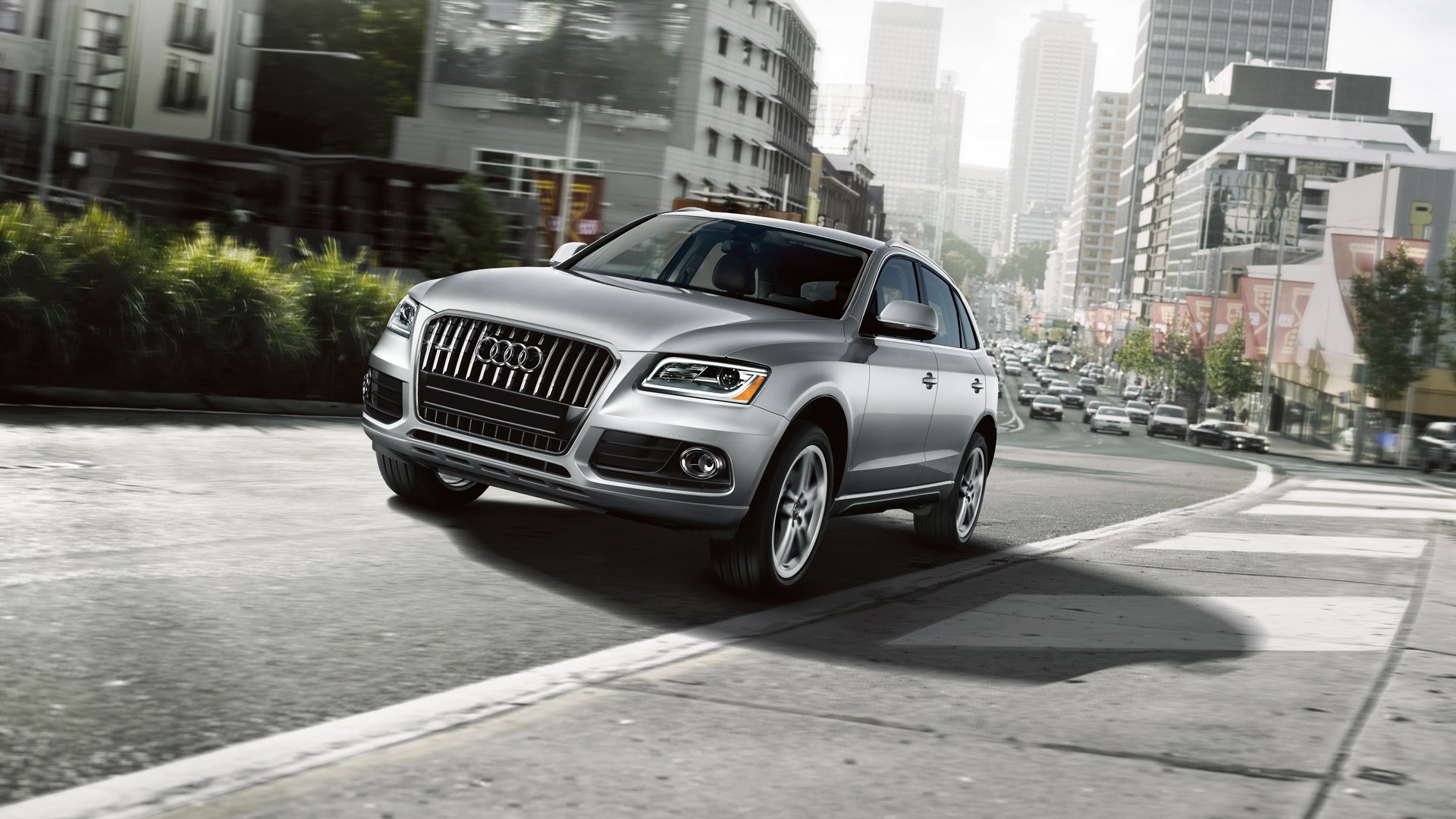 2016 AUDI Q5 EARNS TOP SAFETY PICK+ RATING FROM IIHS