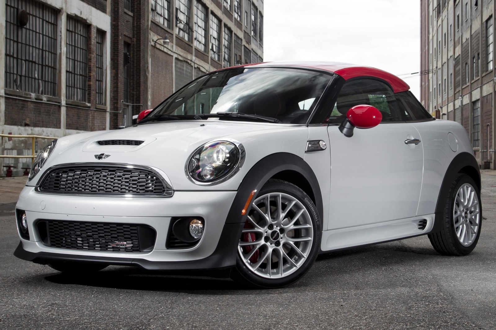 2014 MINI Cooper Coupe Review & Ratings | Edmunds