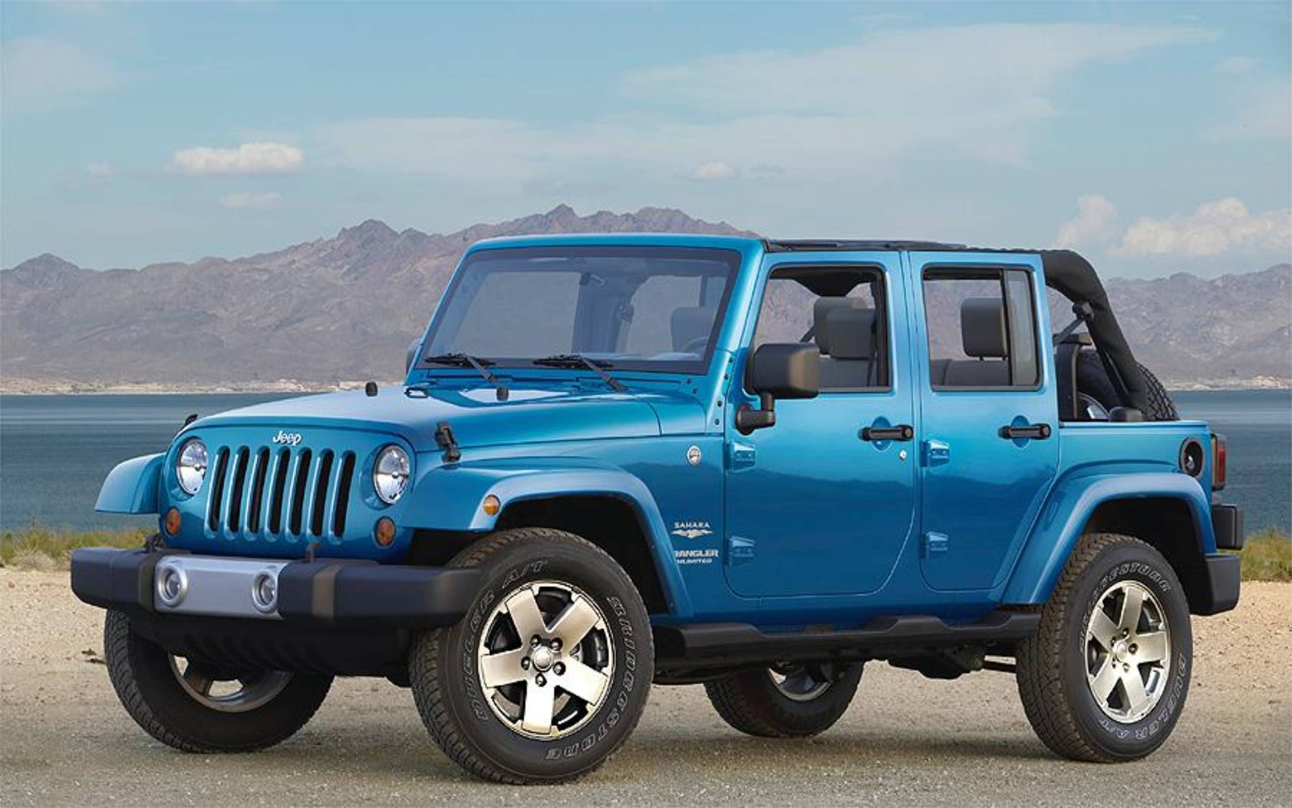 The 2009 Jeep Wrangler Unlimited Sahara - an AutoWeek Performance Review