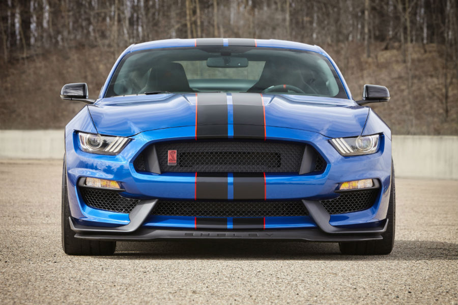 Has the 2017 Ford Shelby GT350 Mustang Won Any Awards?