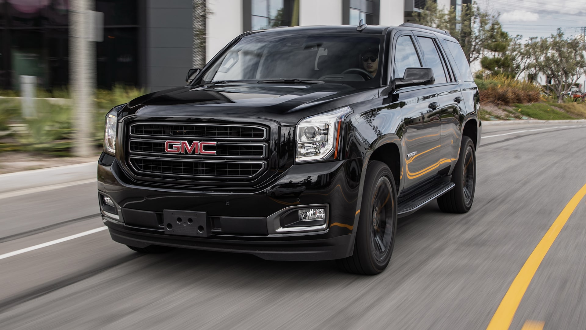 2019 GMC Yukon Graphite Performance Edition First Test: Blacked-Out  Battering Ram
