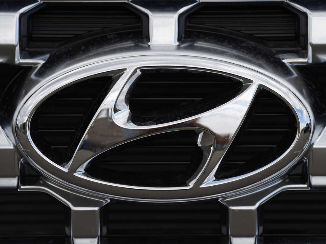 Hyundai and Kia recall 571,000 vehicles due to fire risk : NPR