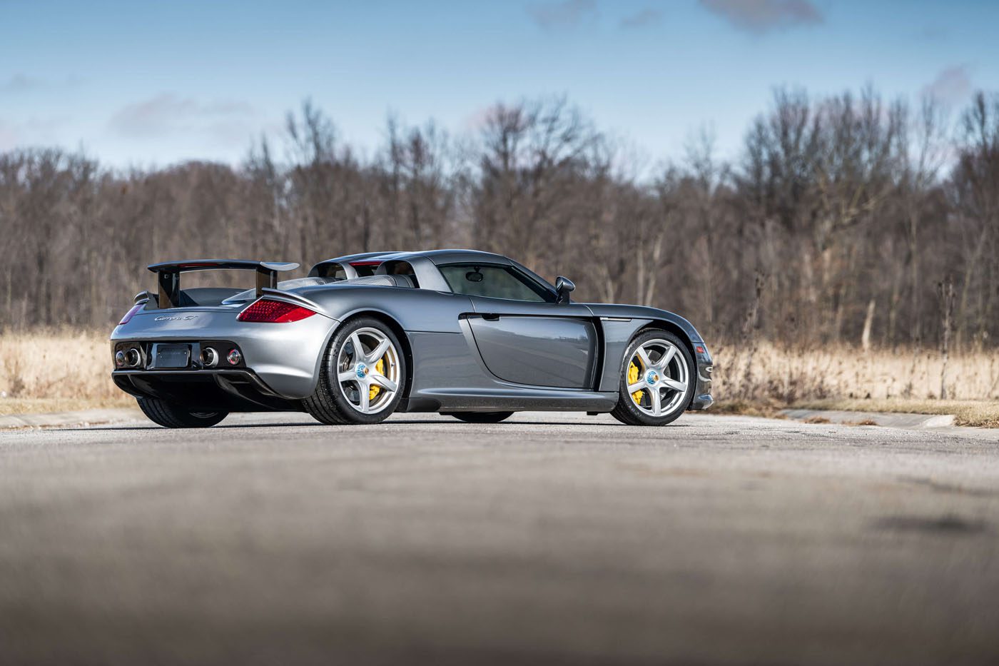 1,012-Mile Seal Grey Porsche Carrera GT Being Auctioned Online