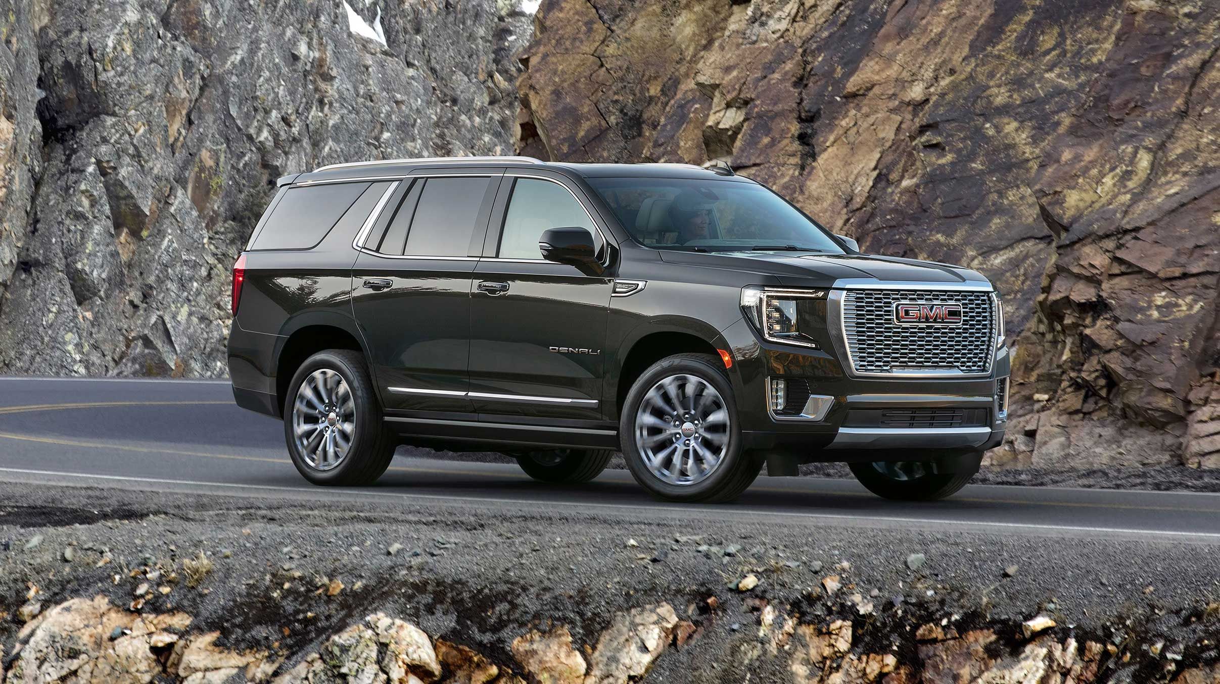 2021 GMC Yukon Review, Pricing, and Specs