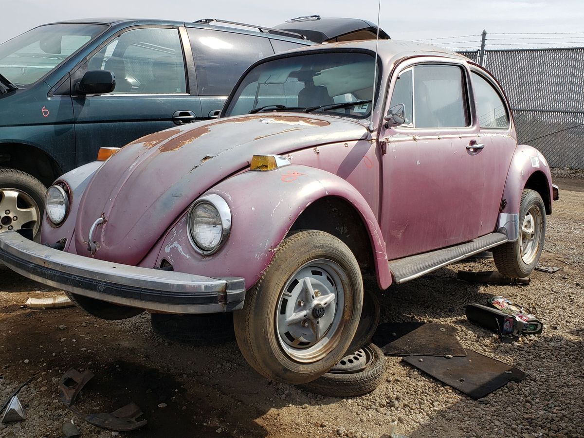Junkyard Treasure: 1976 Volkswagen Beetle Sedan