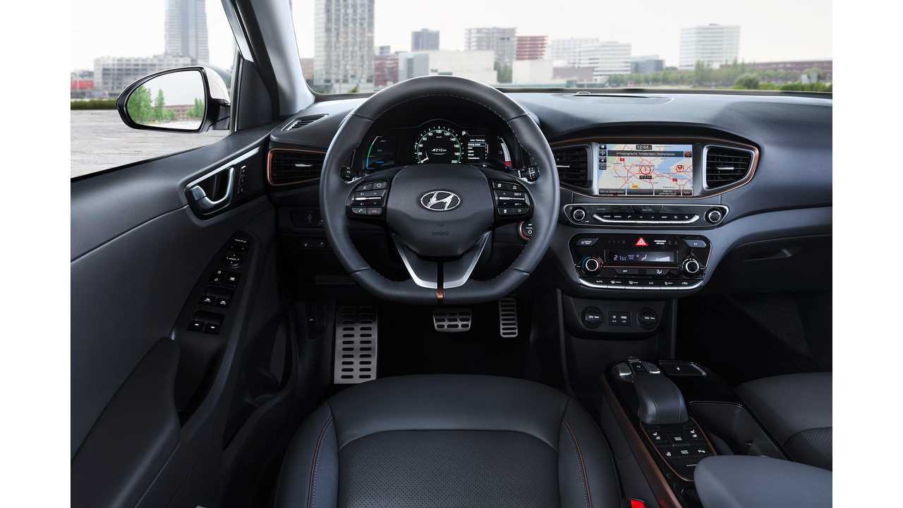 200-Mile Hyundai IONIQ Electric Coming In 2018