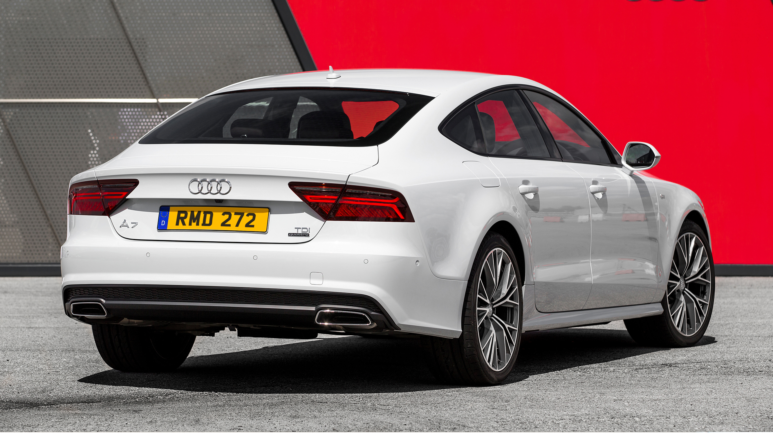 Audi A7 Sportback Driving, Engines & Performance | Top Gear