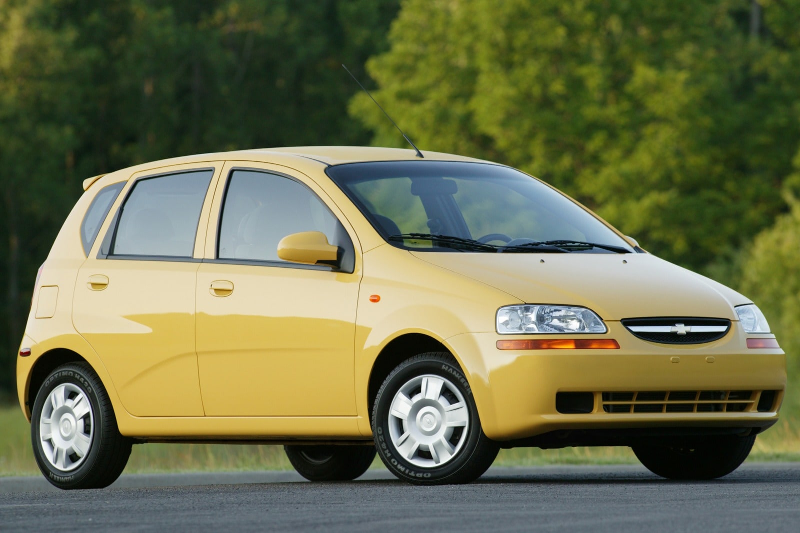 Used 2007 Chevrolet Aveo Hatchback Review | Edmunds