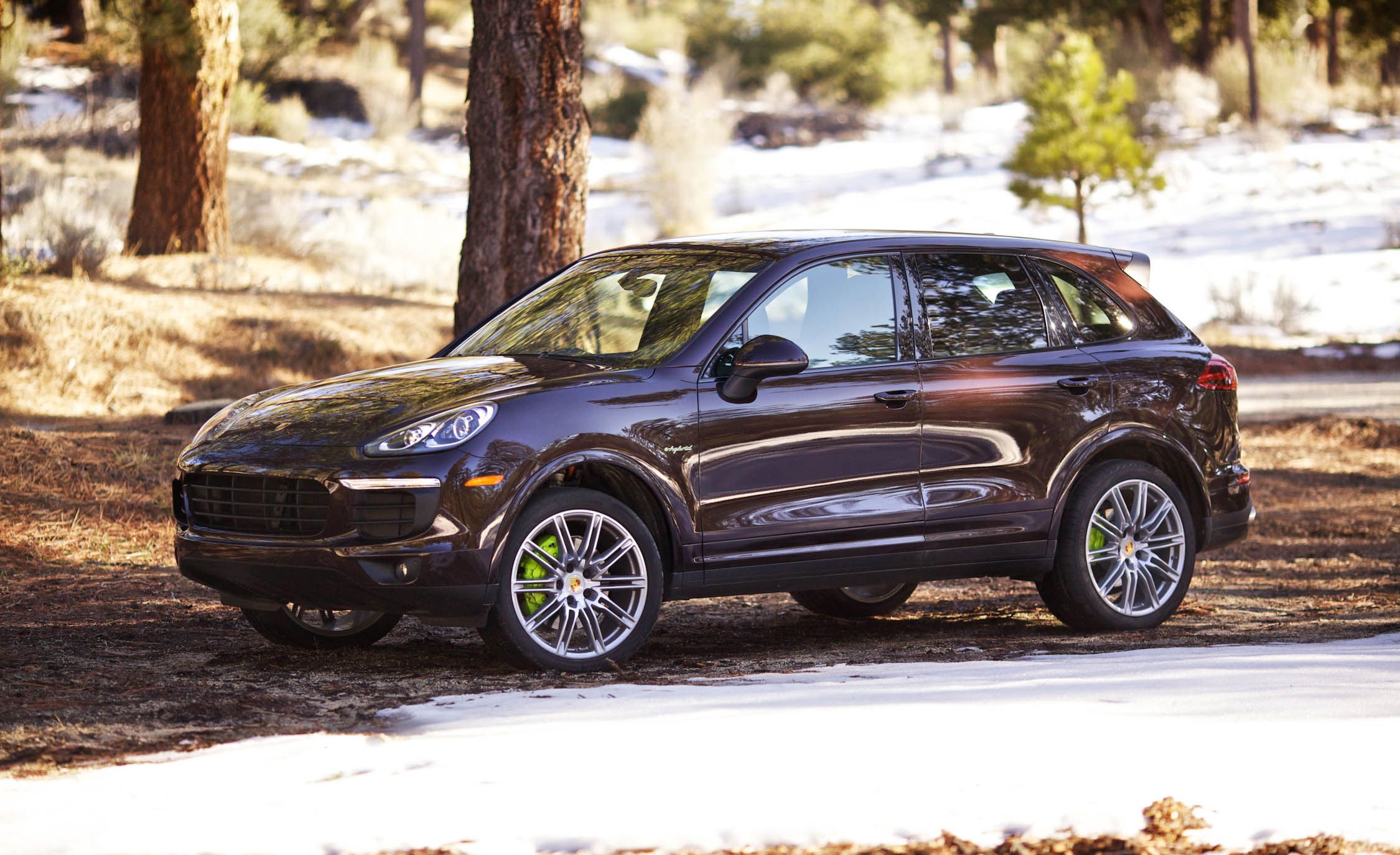 2017 Porsche Cayenne Review, Pricing, and Specs