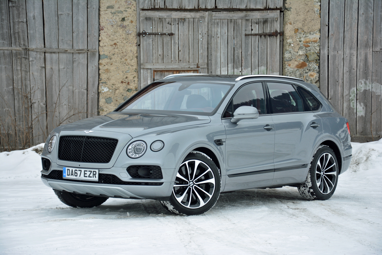 2019 Bentley Bentayga V8 First Drive Review, Specs, Pictures | Digital  Trends