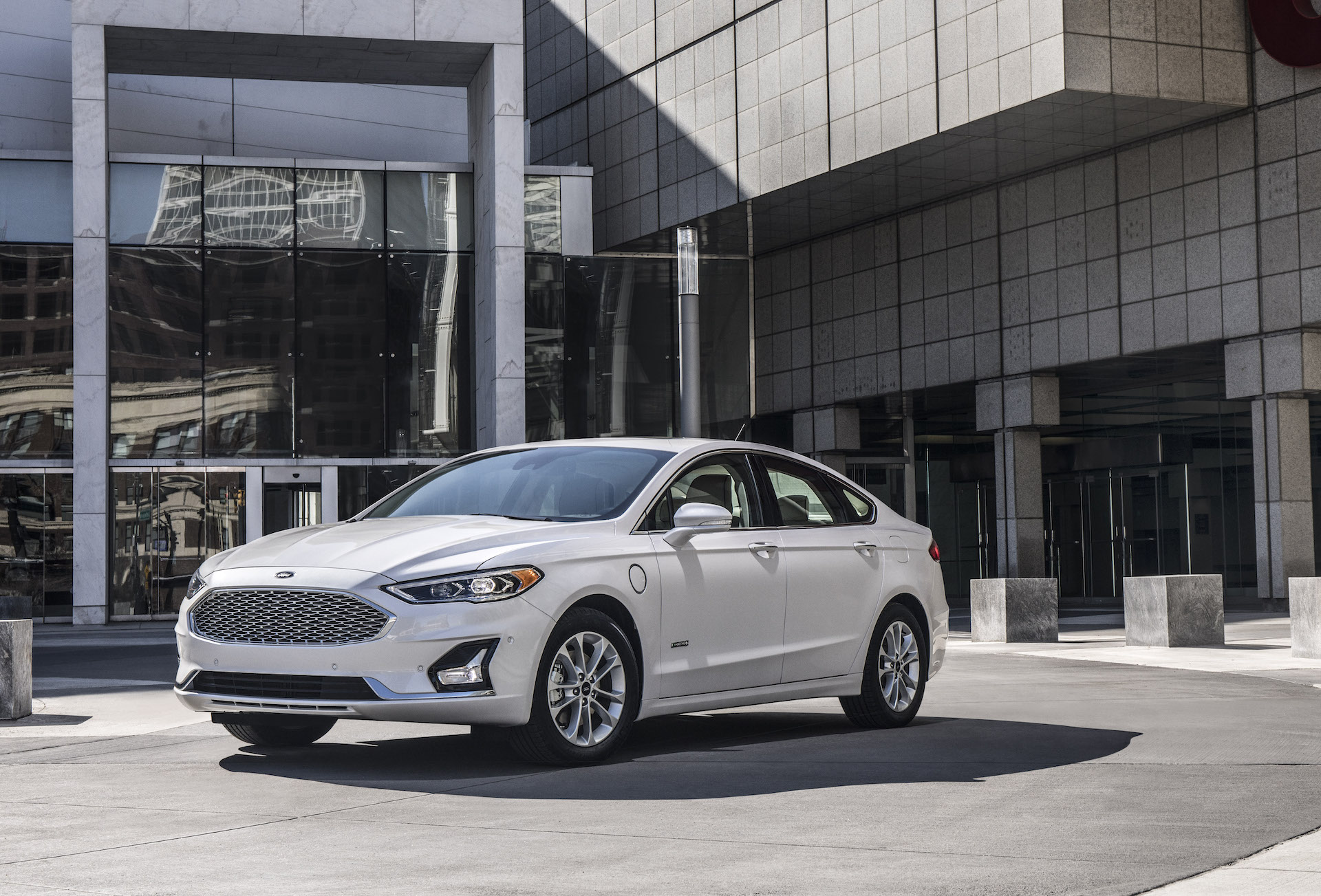 2020 Ford Fusion Review: Prices, Specs, and Photos - The Car Connection