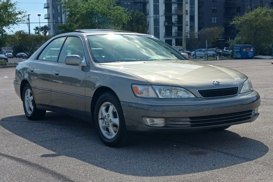 No Reserve: 1997 Lexus ES300 for sale on BaT Auctions - sold for $7,500 on  March 30, 2022 (Lot #69,259) | Bring a Trailer