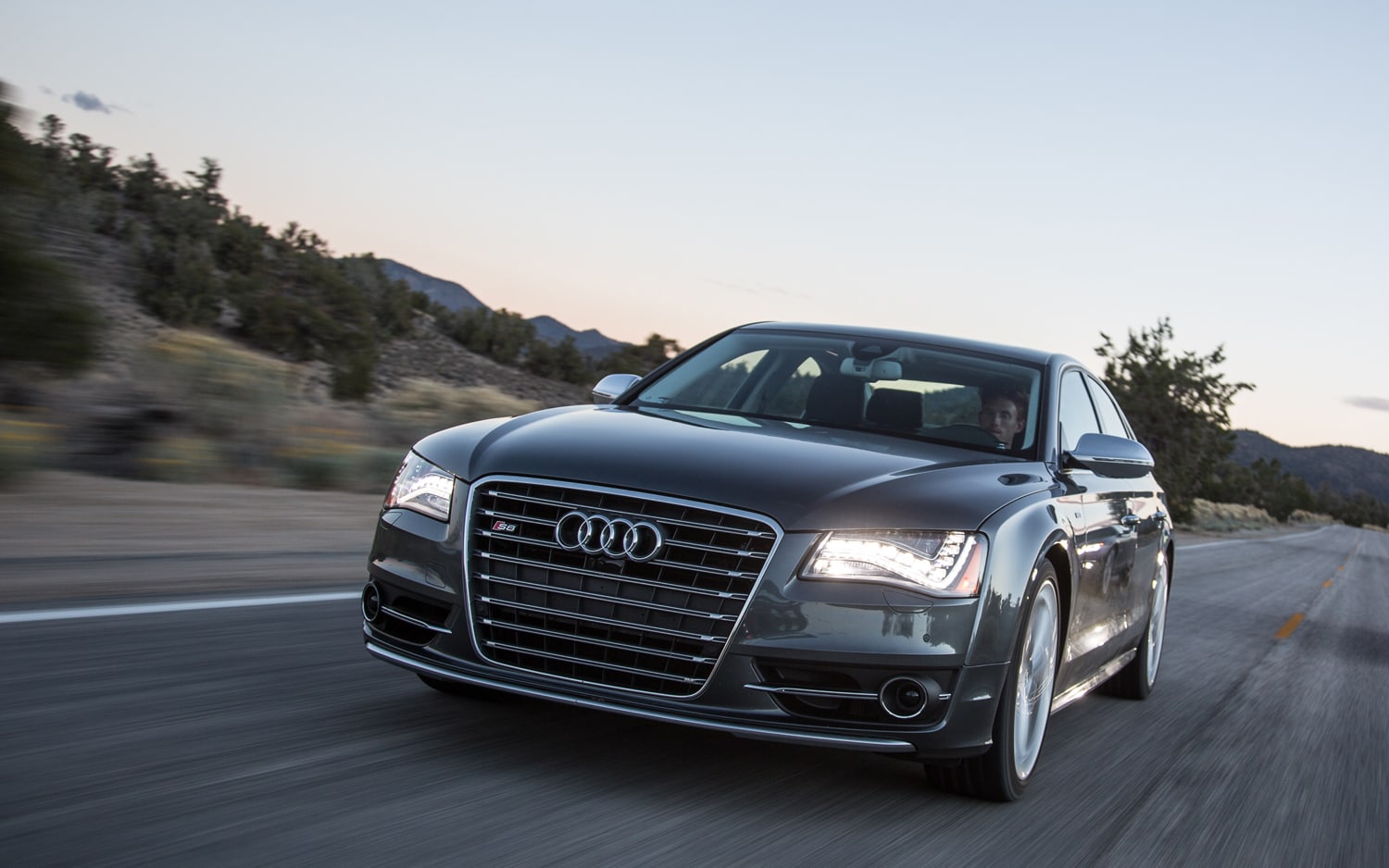 2013 Audi S8 First Test